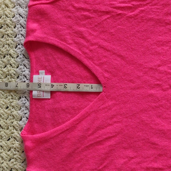 Brodie Cashmere Short Sleeve Sweater Small Pink - Picture 8 of 12